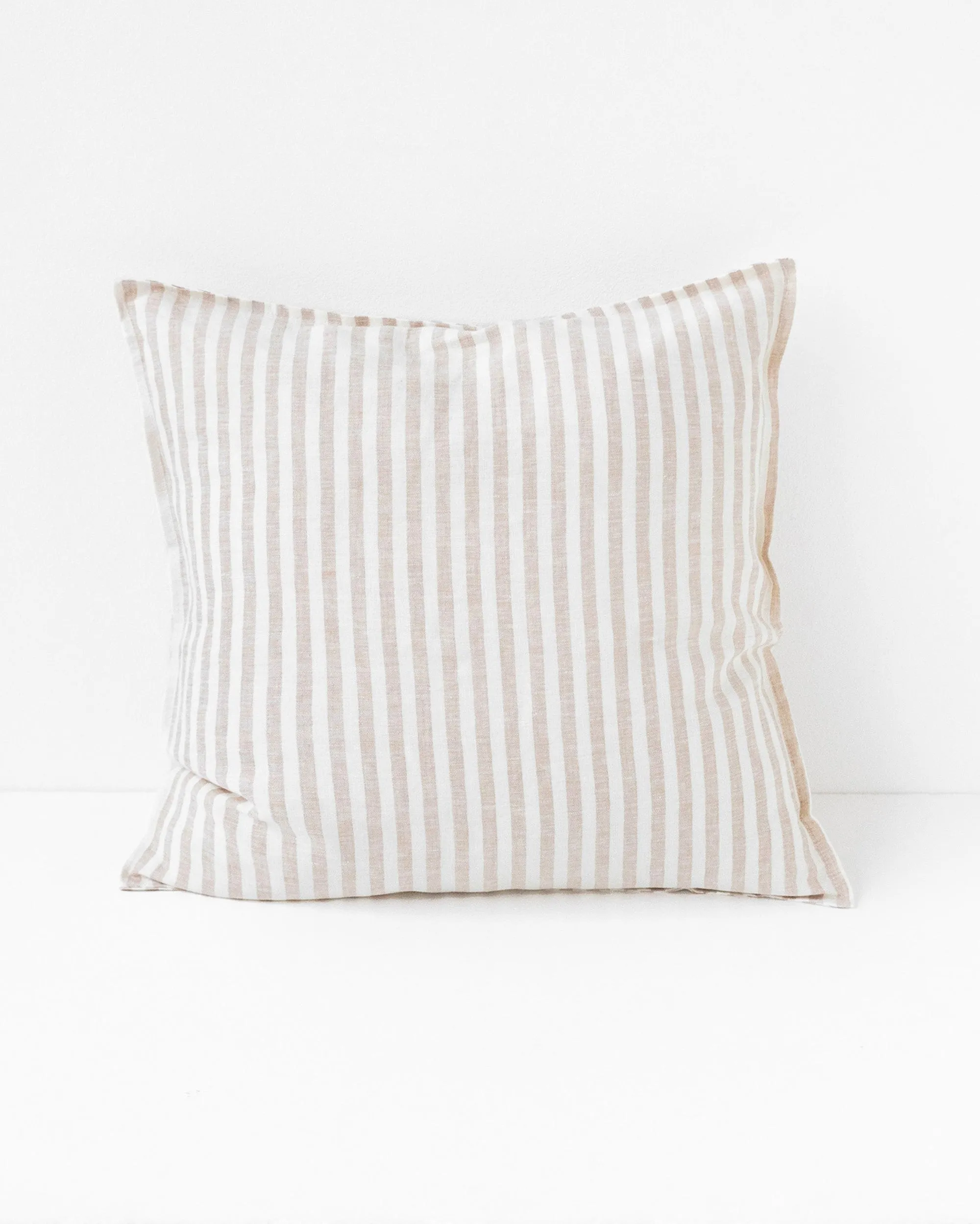 Pillow cover with buttons in Striped in Natural