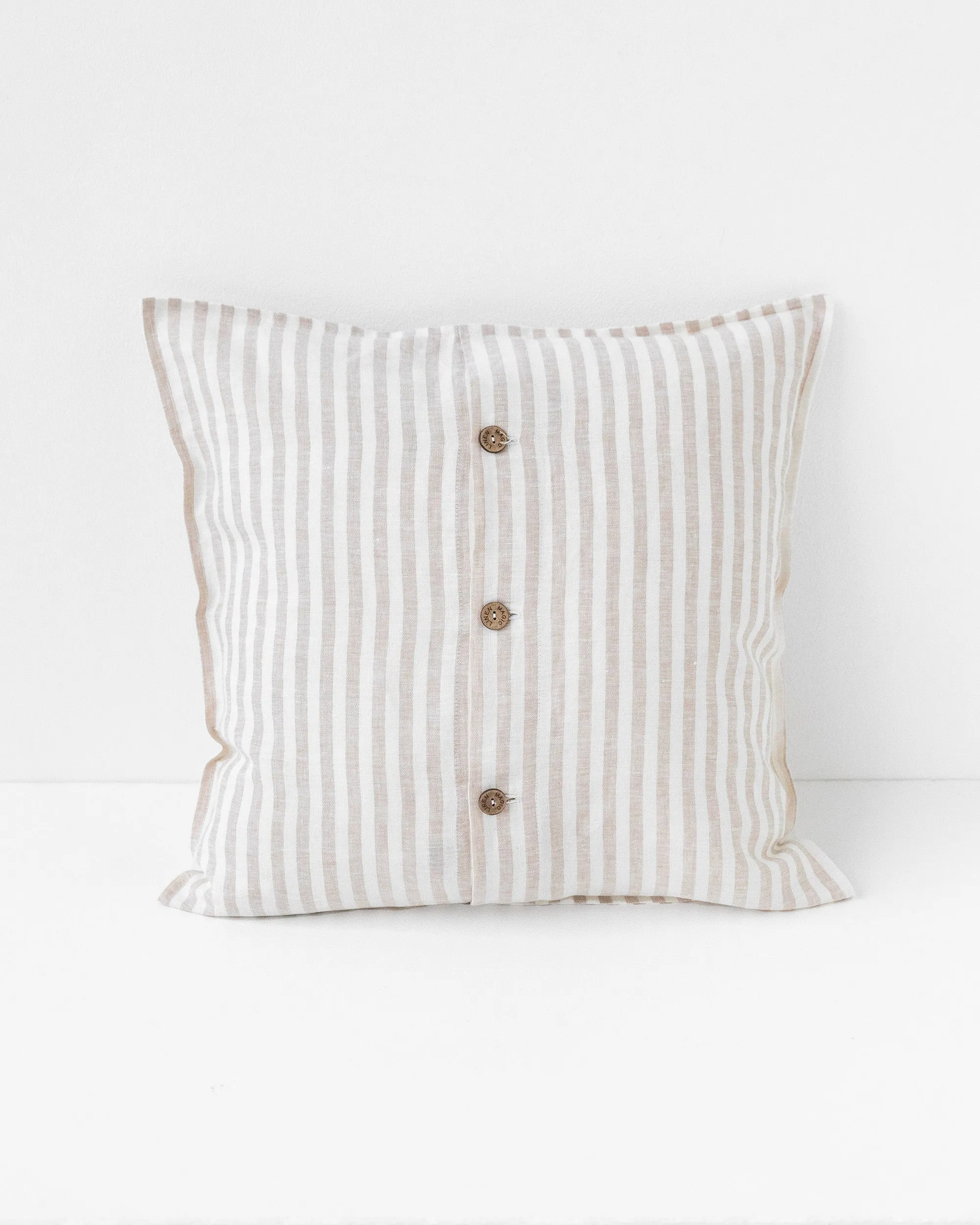 Pillow cover with buttons in Striped in Natural