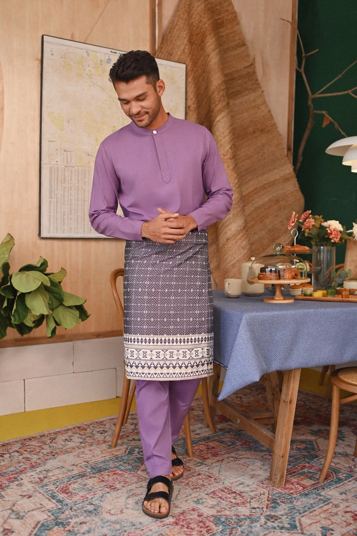 The Perfect Men Slim Fit Pants - Purple