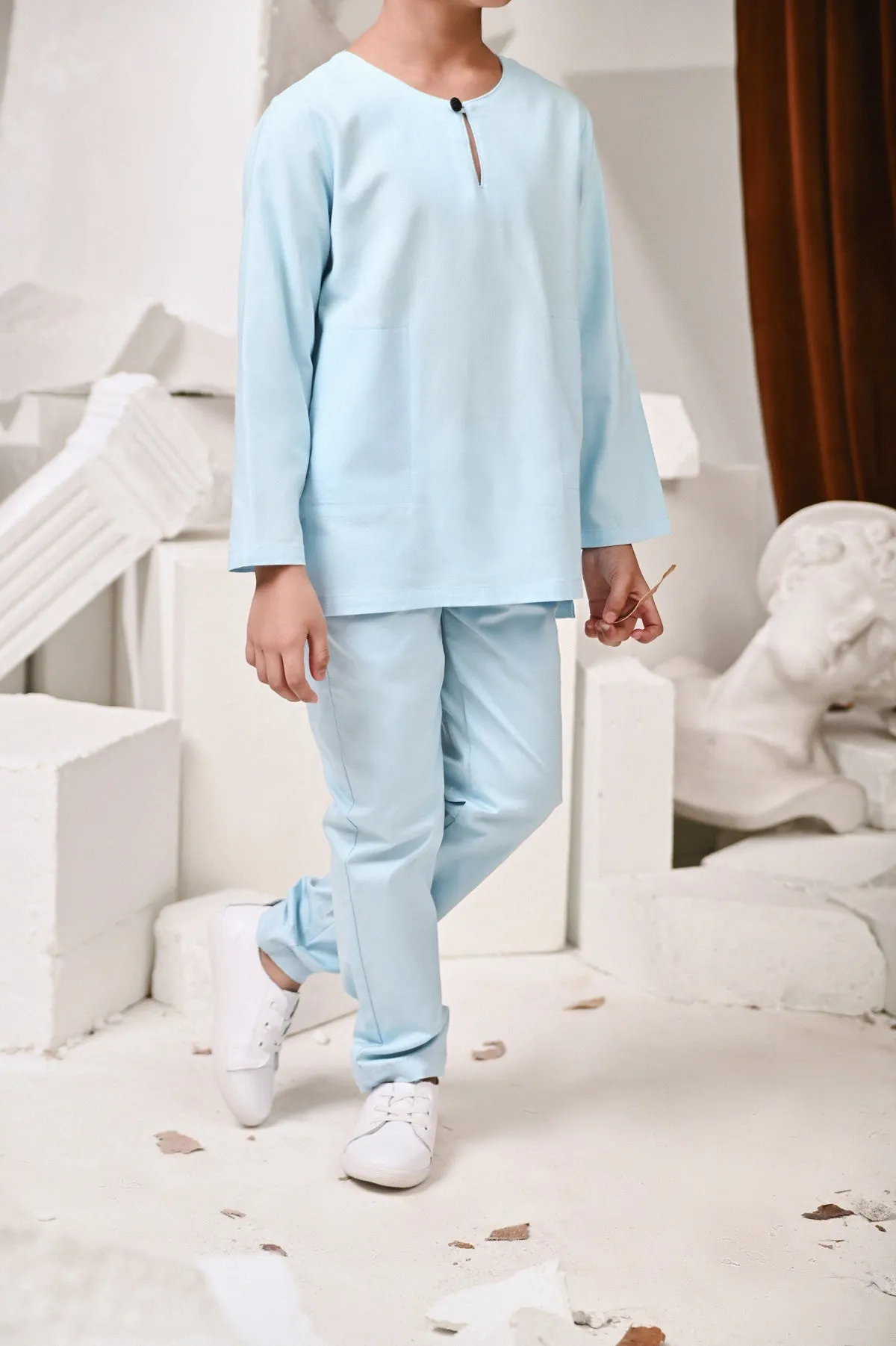 The Perfect Slim Fit Pants - Light Blue